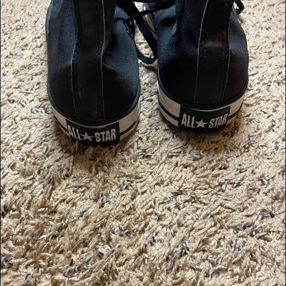 CONVERSE 😎🖤 - Picture 3 of 4